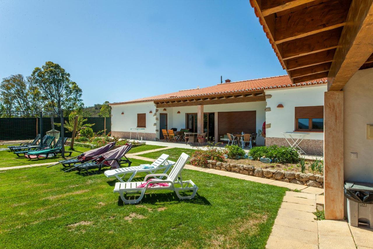 H - Montes De Praias Guesthouse Aljezur Exterior photo